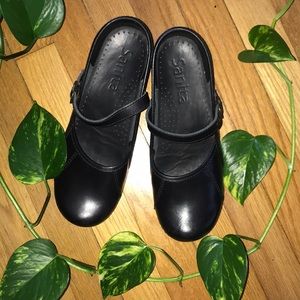 Dansko/Sanita- Marcelle Cabrio, Black Mary Jane 39